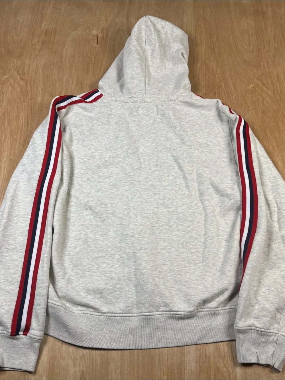 Knickerbocker Women’s Rainbow Long Sleeve Pullover Hoodie Size Large.